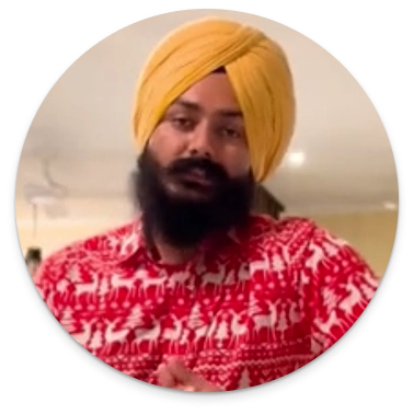 Charanjit sharing social media marketing success for restaurant branding with BrandLoom Charanjit sharing social media marketing success for restaurant branding with BrandLoom