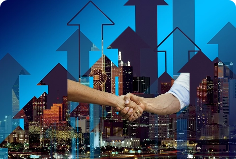 confident-teacher-explaining-lesson-pupils 6 BrandLoom long-term PPC growth partnership aligning campaign performance with business goals for sustained revenue growth