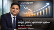 Business leader with growth chart highlighting marketing efficiency and unit economics